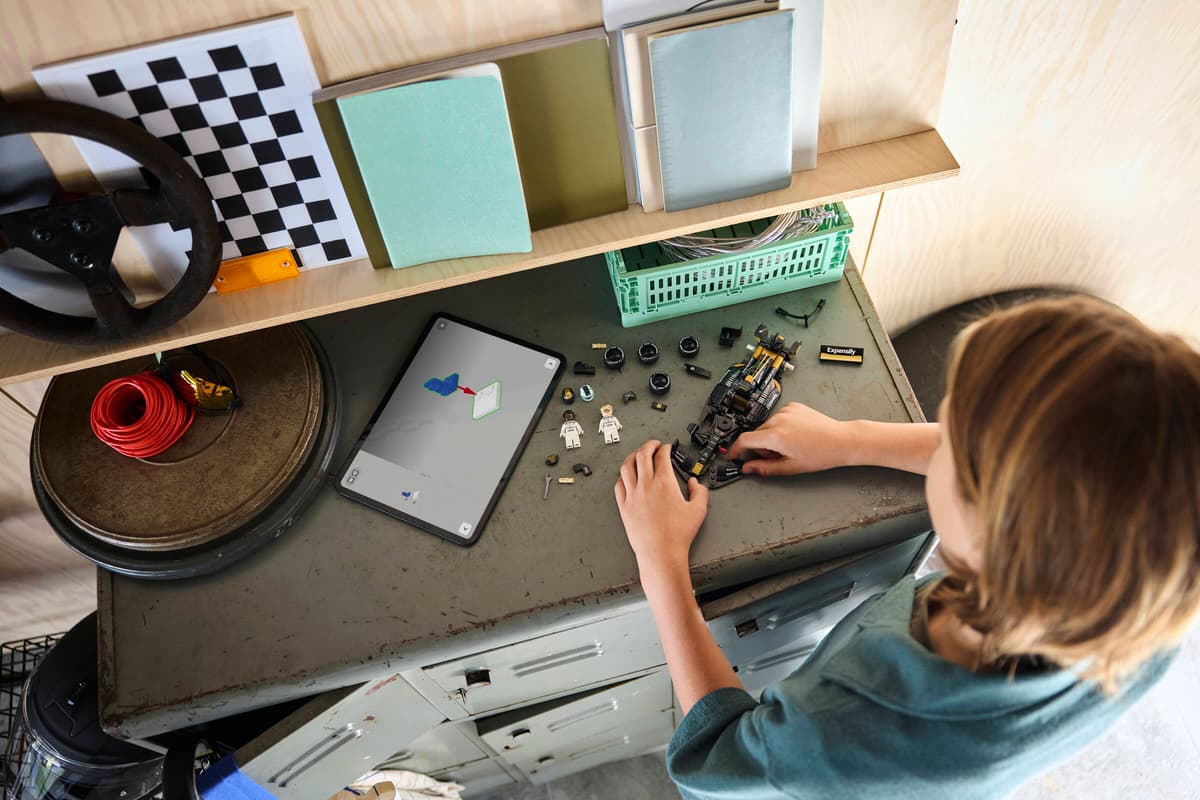 F1：ザ・ムービー APXGPチーム レースカー 内装